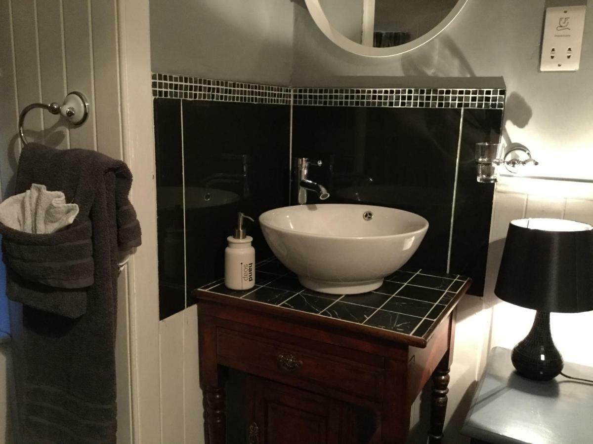 Alberta Guest House ダンディー エクステリア 写真